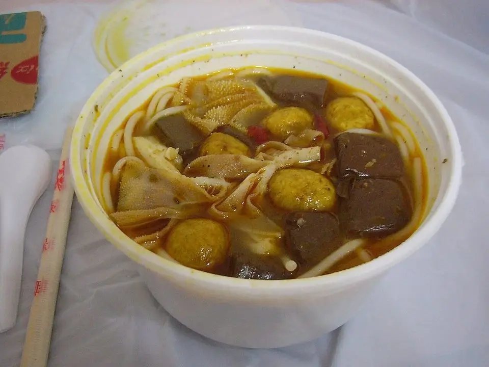 Cart noodles (example photo, not taken at a stop in this guide)