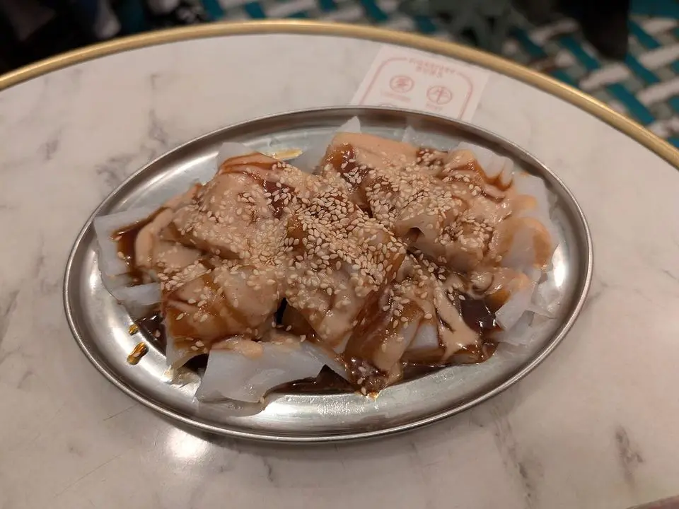 Rice rolls (example photo, not taken at a stop in this guide)