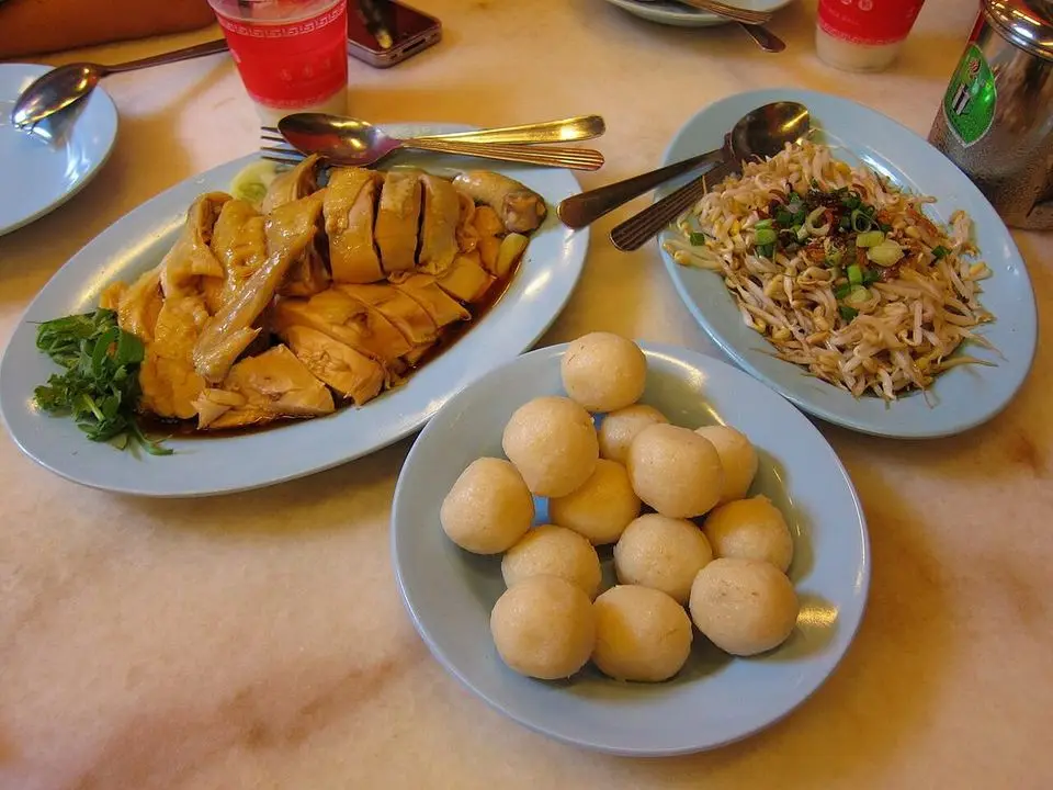 Chicken rice balls (example photo, not taken at a stop in this guide)
