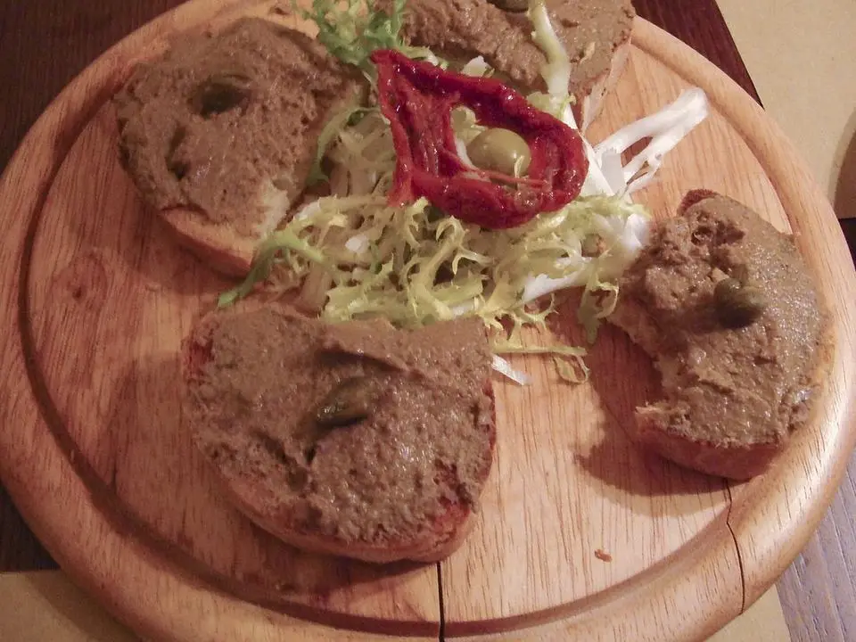 Chicken-liver crostini (example photo, not taken at a stop in this guide)