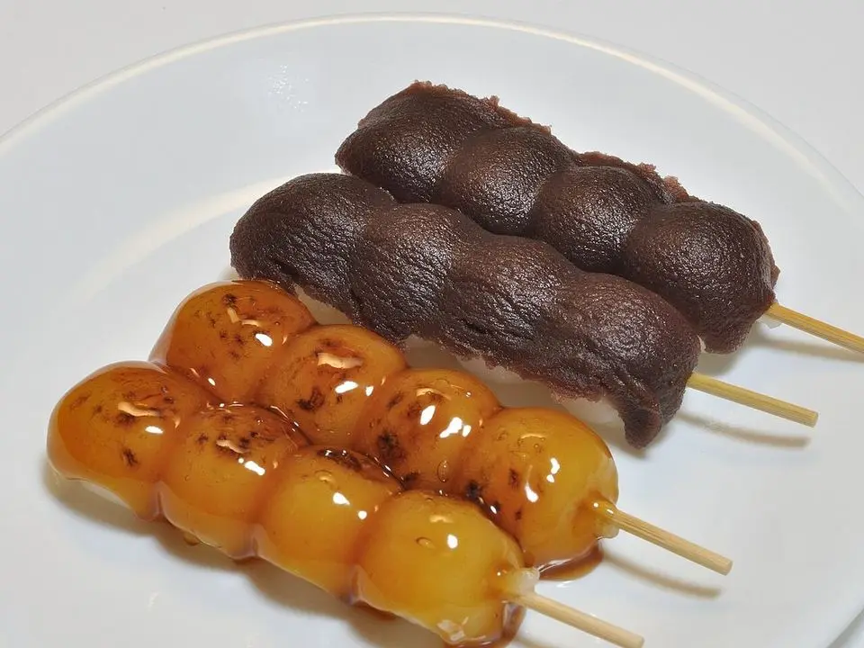 Dango (example photo, not taken at a stop in this guide)