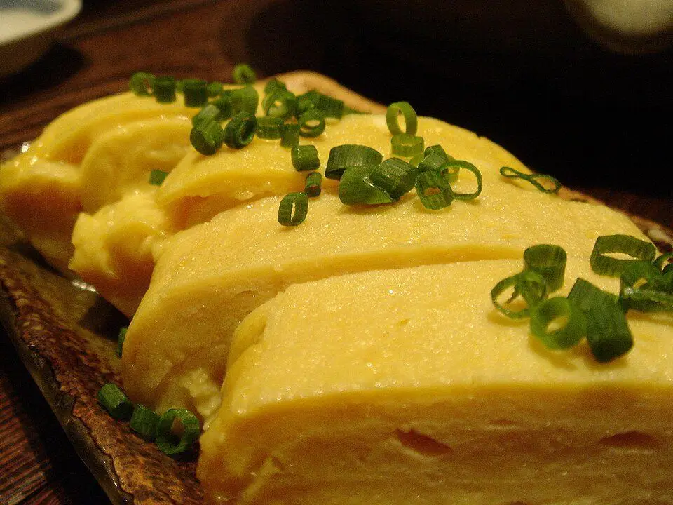Rolled omelette (example photo, not taken at a stop in this guide)