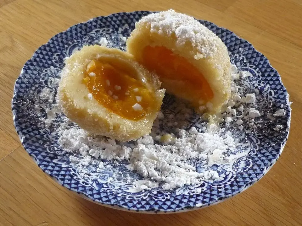 Fruit dumplings (example photo, not taken at a stop in this guide)