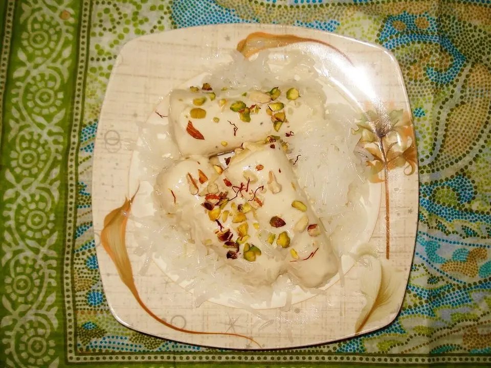 Kulfi (example photo, not taken at a stop in this guide)