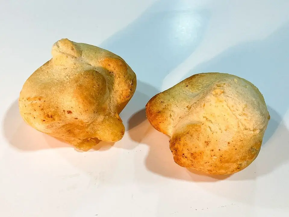 Pandebono (example photo, not taken at a stop in this guide)