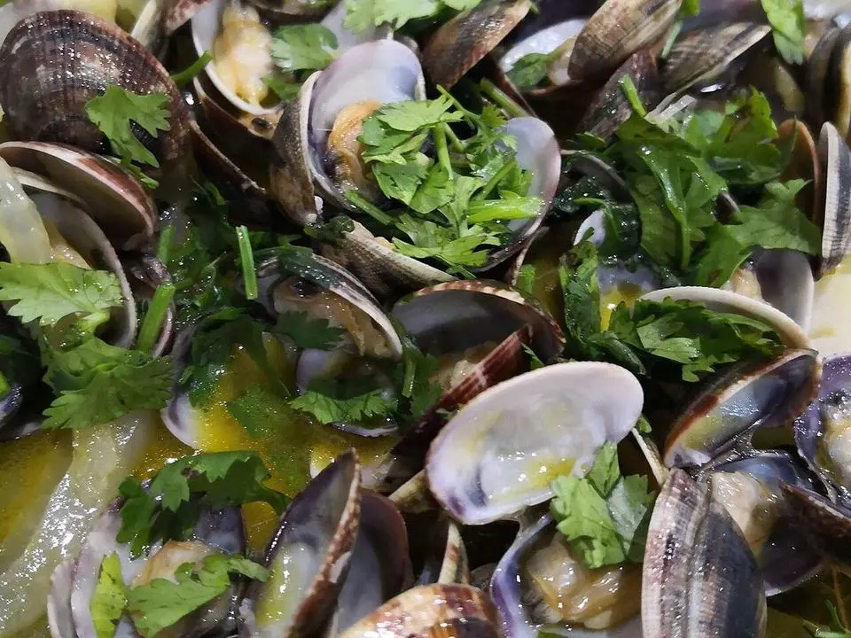 Seafood petiscos (example photo, not taken at a stop in this guide)
