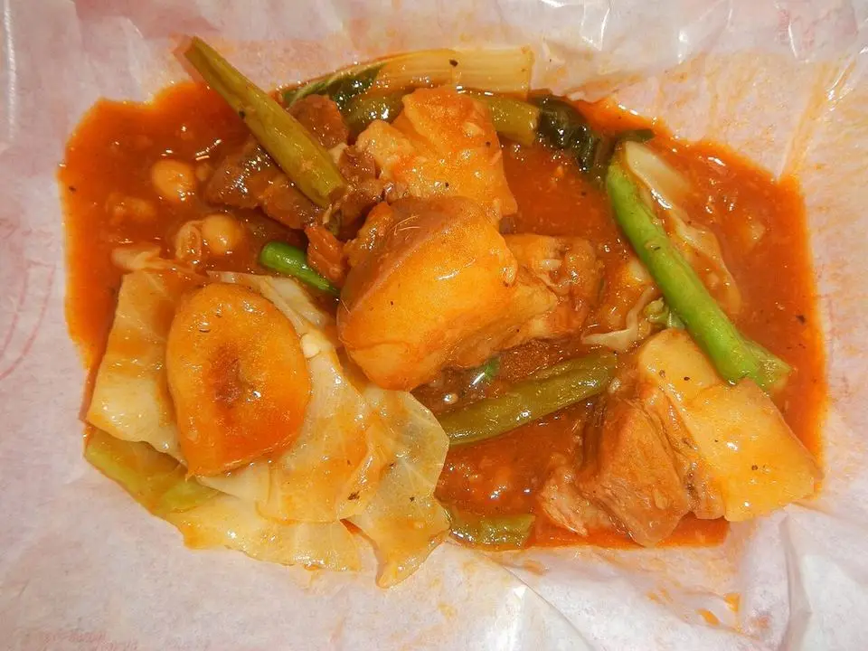 Pochero (example photo, not taken at a stop in this guide)