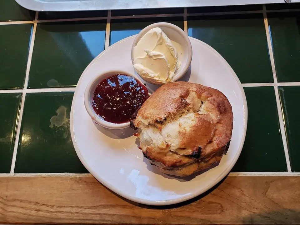 Scones (example photo, not taken at a stop in this guide)