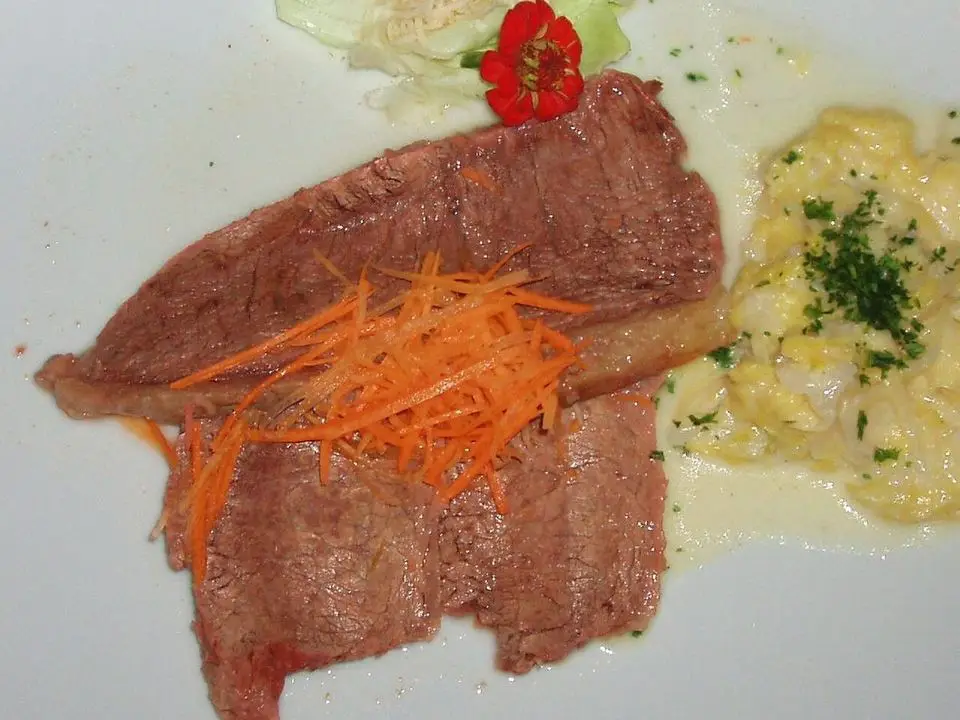 Tafelspitz (boiled beef) (example photo, not taken at a stop in this guide)