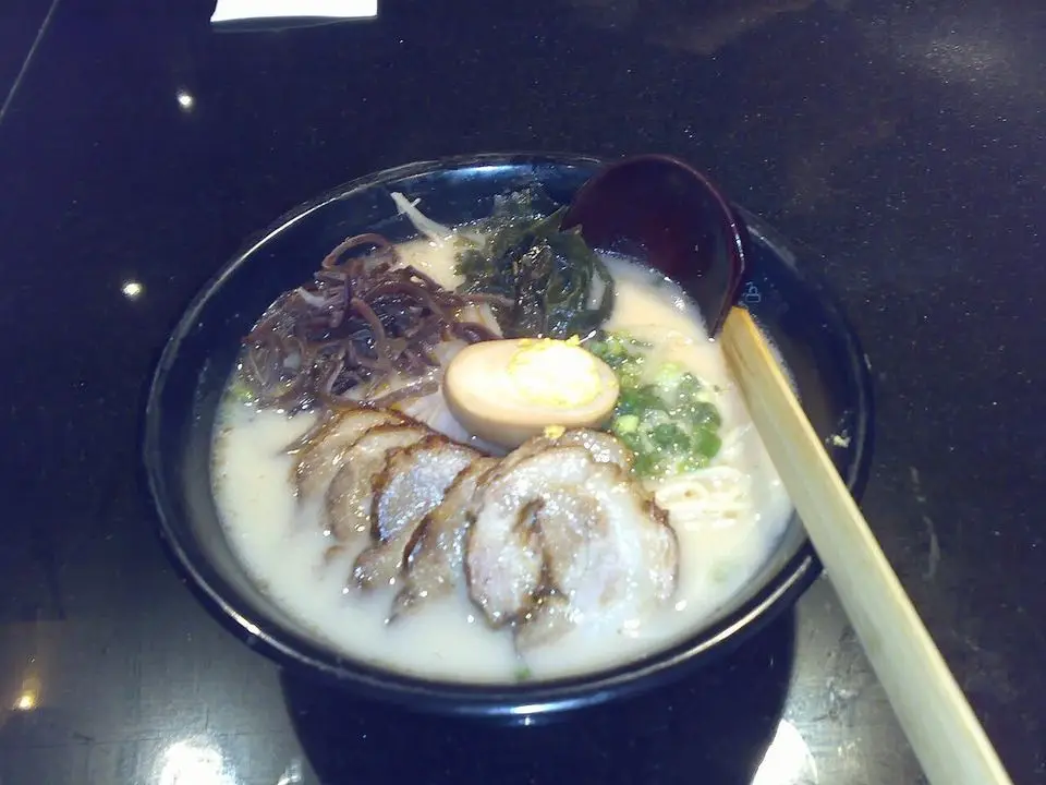 Hakata tonkotsu ramen (example photo, not taken at a stop in this guide)